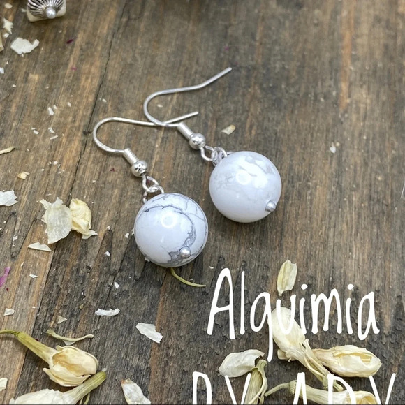 12mm sterling silver white howlite statement drops earrings - Picture 1 of 1